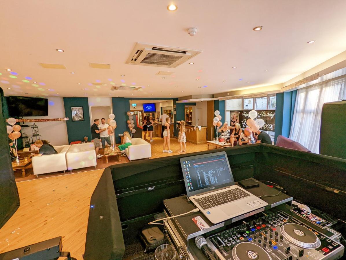 Hotel Celebrity Bournemouth East Cliff By Villare Hotels Bagian luar foto